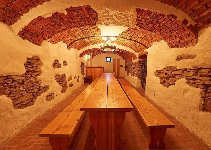 Hamrikova Staj 公寓式酒店 3*